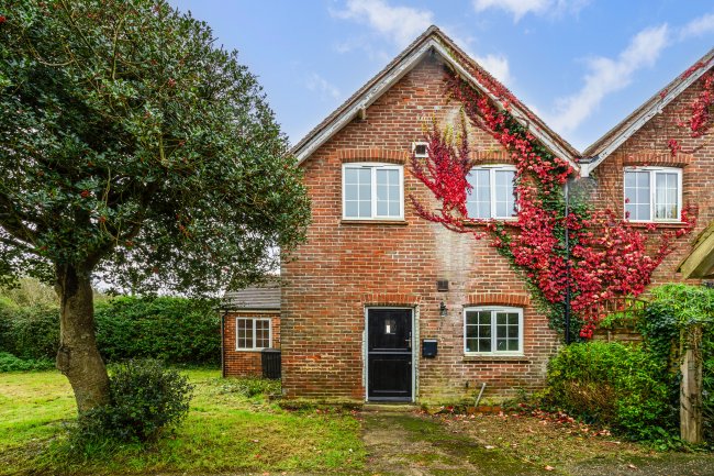 1 Church Farm Cottages, Church Farm Lane, Sidlesham, Chichester, West Sussex, PO20 7RF