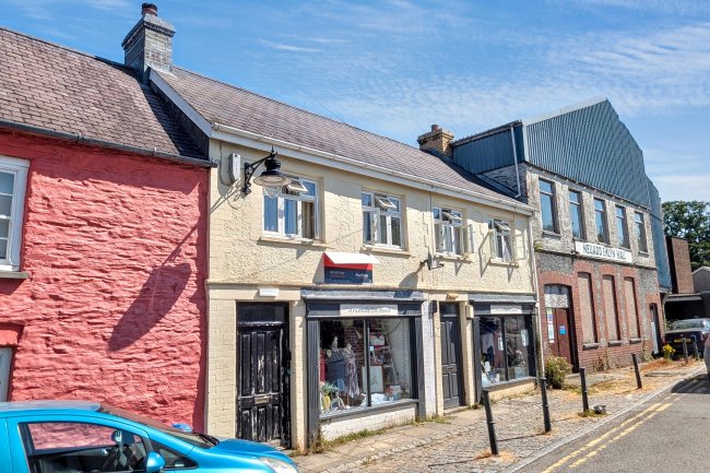 Electric House, Castle Street, Newcastle Emlyn, SA38 9AF 1