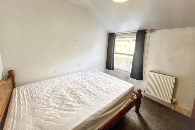 19 Louisville Road, Tooting, London SW17 8RL 9