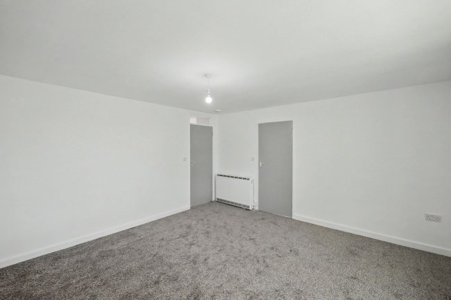 11 Craigmont Court, West Avenue, Benton, Newcastle upon Tyne, NE12 9PB 8