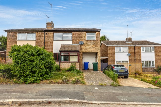 26 Bridle Close, Banbury, Oxfordshire, OX16 9SZ 1