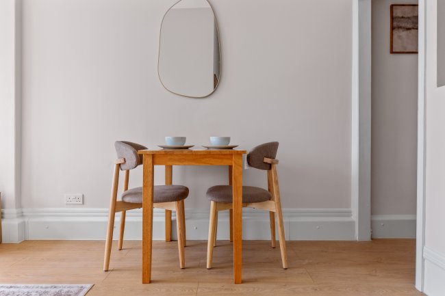 Flat 14, 4 The Mansions, Earl's Court Road, London, SW5 9BW 8