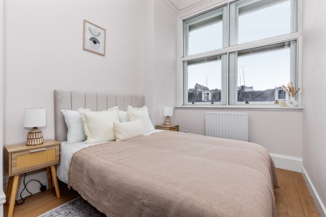 Flat 14, 4 The Mansions, Earl's Court Road, London, SW5 9BW 8