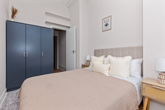 Flat 14, 4 The Mansions, Earl's Court Road, London, SW5 9BW 8