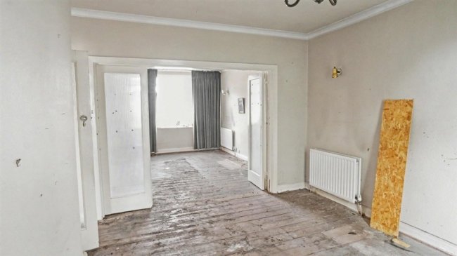 16 Glendale Gardens, Wembley, HA9 8PS 7