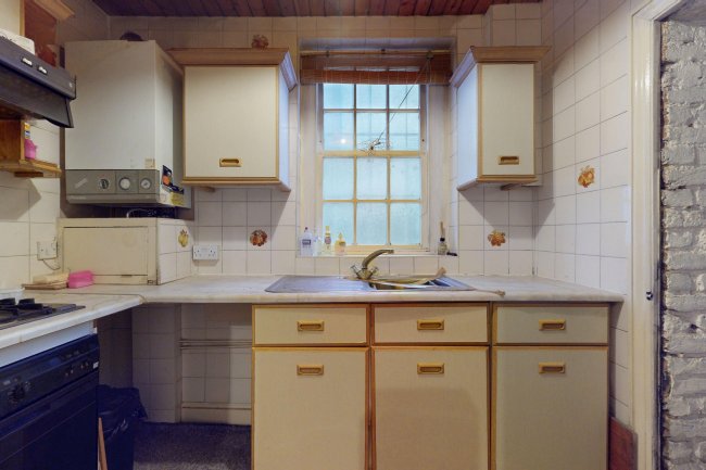 172F Peckham Rye, East Dulwich, London, SE22 9QA 8