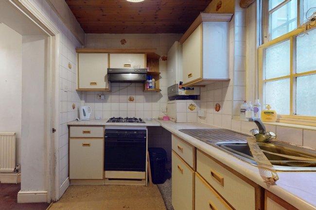 172F Peckham Rye, East Dulwich, London, SE22 9QA 8