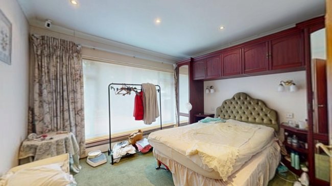 74 Bracken Drive, Chigwell, Essex, IG7 5RD 7