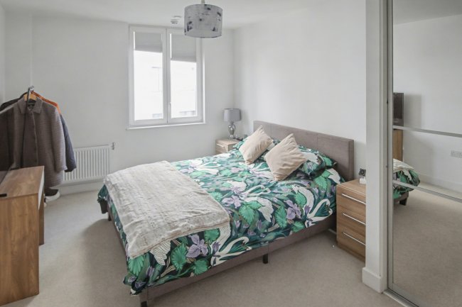 Unit 18, Orion, 9 The Boardwalk, Brighton Marina Village BN2 5ZD 3