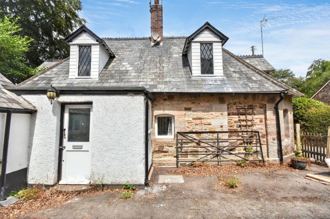 The Old Post Office, Huntsham, Tiverton, EX16 7NQ 9