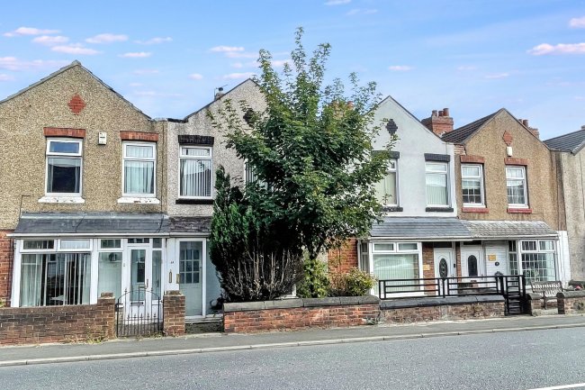 14 The Gables, Washington, Tyne & Wear NE38 7DW 9