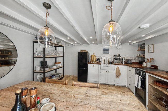Rose Cottage, Gweek, Cornwall, TR12 6UA 2