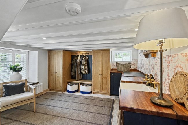 Rose Cottage, Gweek, Cornwall, TR12 6UA 2