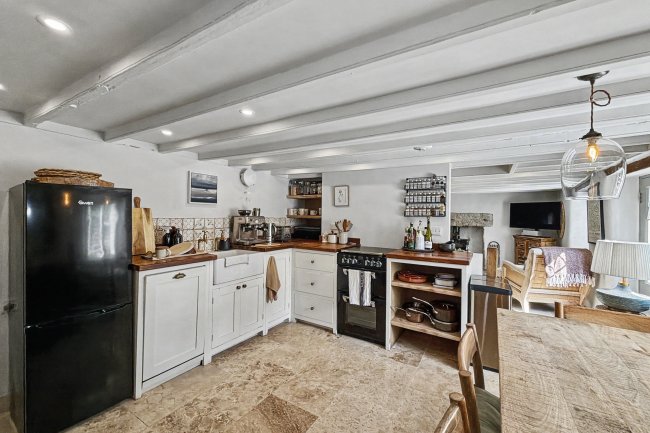 Rose Cottage, Gweek, Cornwall, TR12 6UA 2