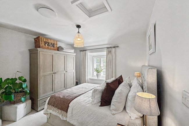 Rose Cottage, Gweek, Cornwall, TR12 6UA 2