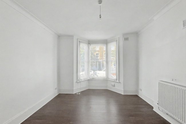 84B Cathnor Road, Shepherds Bush, London W12 9JA 6