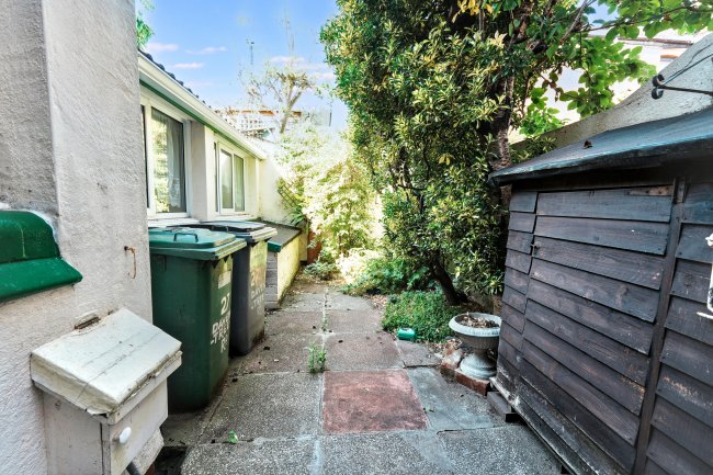 27 Daventree Road, Wallasey, CH45 4LU 9