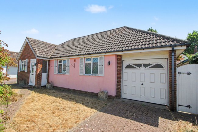 23 Rogersmead, Tenterden, Kent, TN30 6LF 6