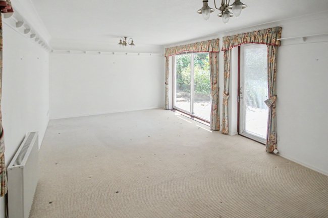 23 Rogersmead, Tenterden, Kent, TN30 6LF 6