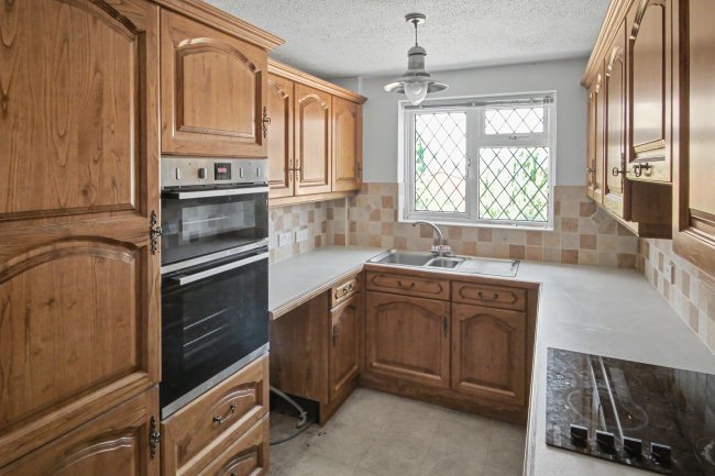 23 Rogersmead, Tenterden, Kent, TN30 6LF 6