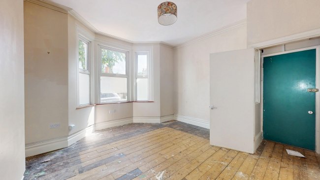 Flat 7A, Elthorne Park Road, Hanwell, London, W7 2JB 10