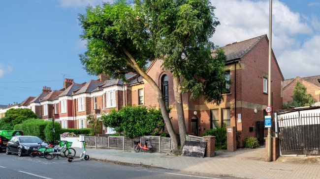 Flat 4, 245/249 Cavendish Road, Balham, London, SW12 0BP 4