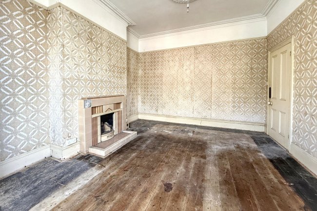 33 Westbourne Road, Plymouth PL3 4LH 2