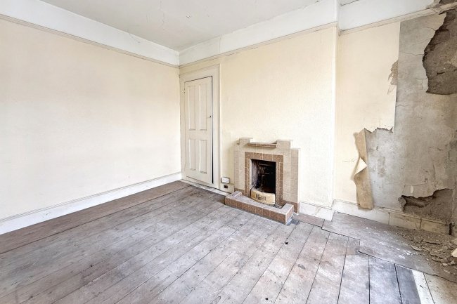 33 Westbourne Road, Plymouth PL3 4LH 2