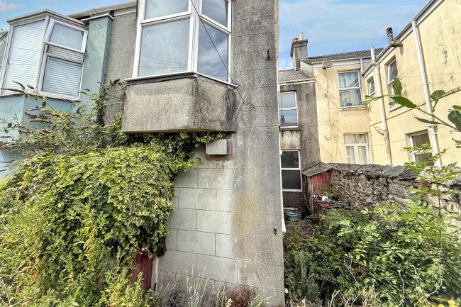 33 Westbourne Road, Plymouth PL3 4LH 2