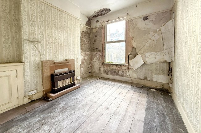 33 Westbourne Road, Plymouth PL3 4LH 2