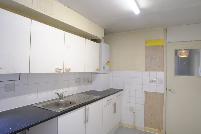 Flat C, 772-774 Harrow Road, Kensal Green, London NW10 5LB 25