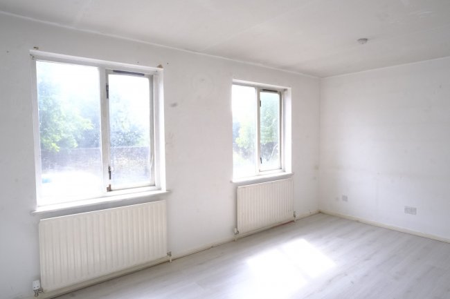Flat C, 772-774 Harrow Road, Kensal Green, London NW10 5LB 25