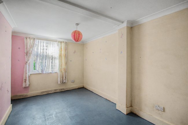 Ground Floor Flat, 5 Ham Park Road, London E15 4HE 2
