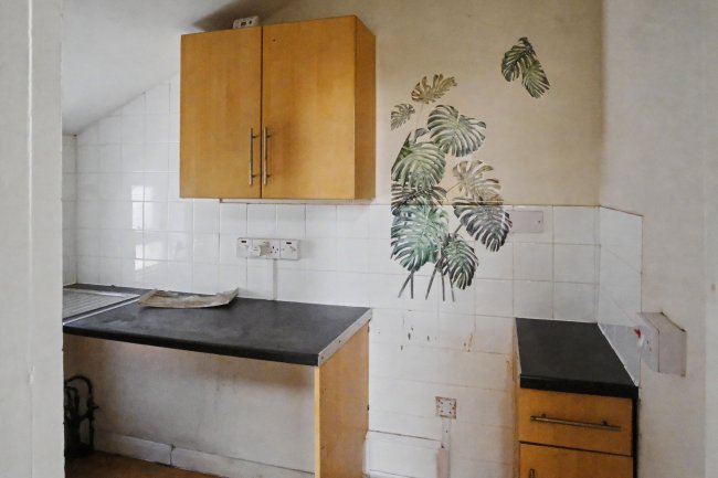 6c Birkbeck Avenue, Acton, London W3 6HX 7