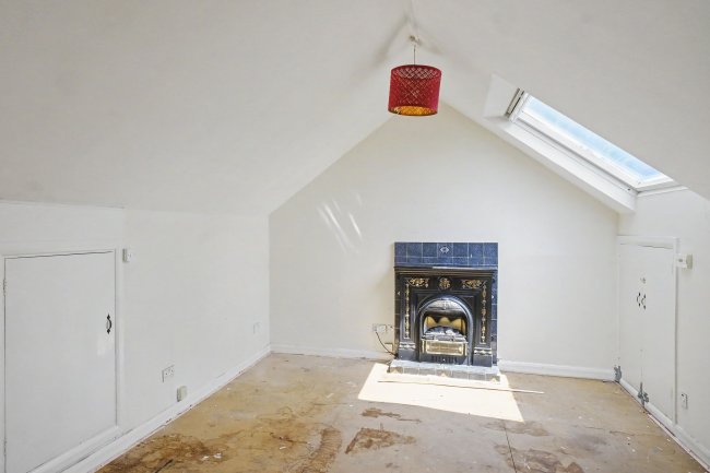 6c Birkbeck Avenue, Acton, London W3 6HX 7