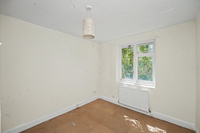 Flat B, 30 Gibbon Road, Nunhead, London, SE15 2AS 8