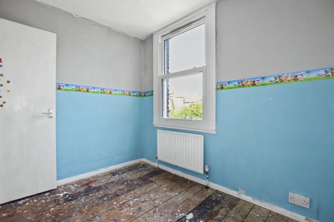 Flat A, 61 Sundorne Road, Charlton, London, SE7 7PR 8