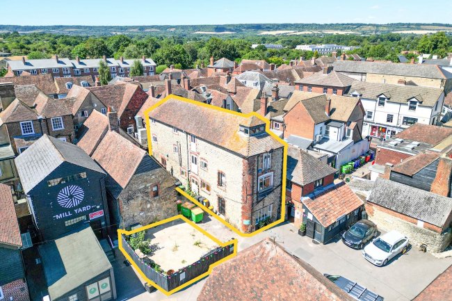 Swan Mill, 10a Swan Street, West Malling, ME19 6LP 9