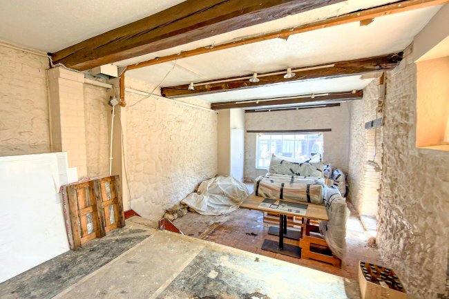 Swan Mill, 10a Swan Street, West Malling, ME19 6LP 9