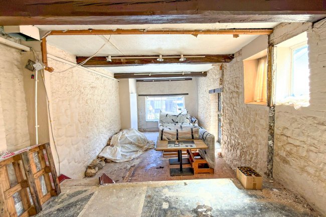 Swan Mill, 10a Swan Street, West Malling, ME19 6LP 9