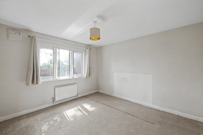 Flat 5, Brookfield House, Penn Road, Datchet, SL3 9RB 9