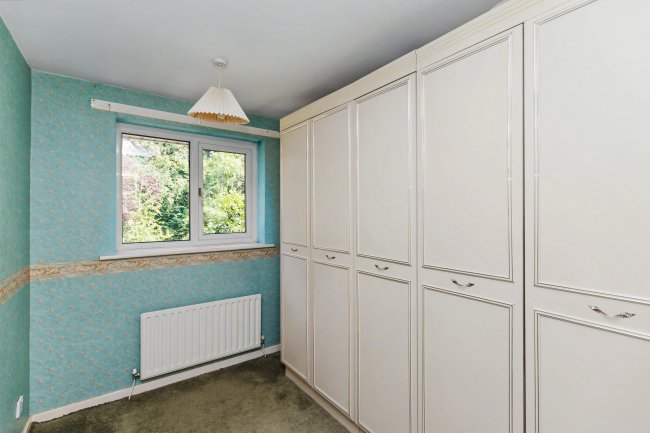 68 Loughshaw, Wilnecote, Tamworth B77 4LZ 6
