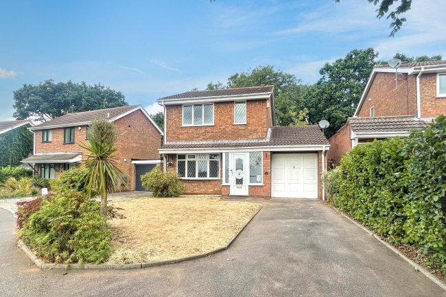 68 Loughshaw, Wilnecote, Tamworth B77 4LZ 6