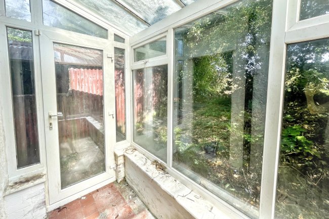 164 Rake Hill, Burntwood, Walsall, Staffordshire, WS7 9DE 5