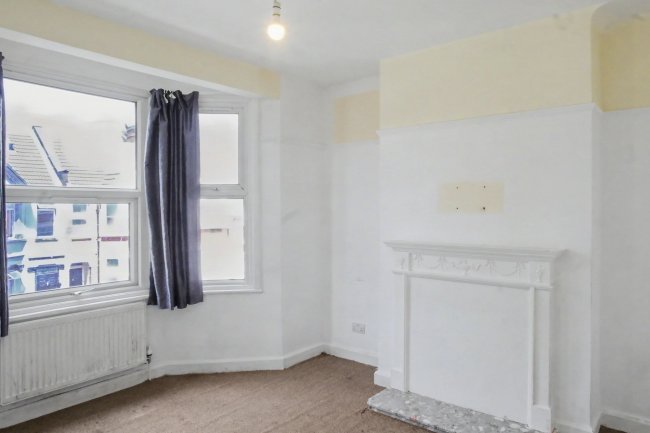 90B Fortune Gate Road, London NW10 9RG 10