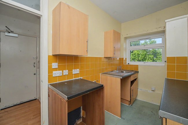 Flat A, 19 Sydenham Park, Sydenham, London, SE26 4EE 6