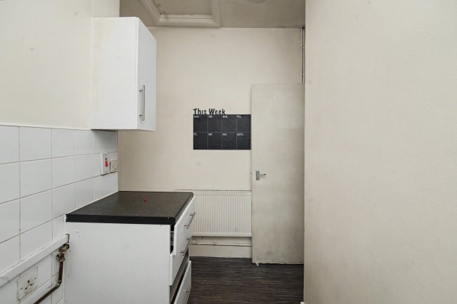 8B Cressingham Road, Lewisham, London, SE13 5AG 5