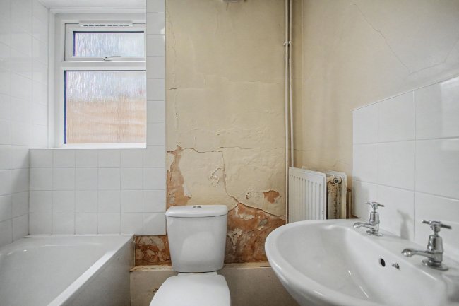 Ground Floor Flat, 53 Carnarvon Road, Leyton, E10 6DW 7