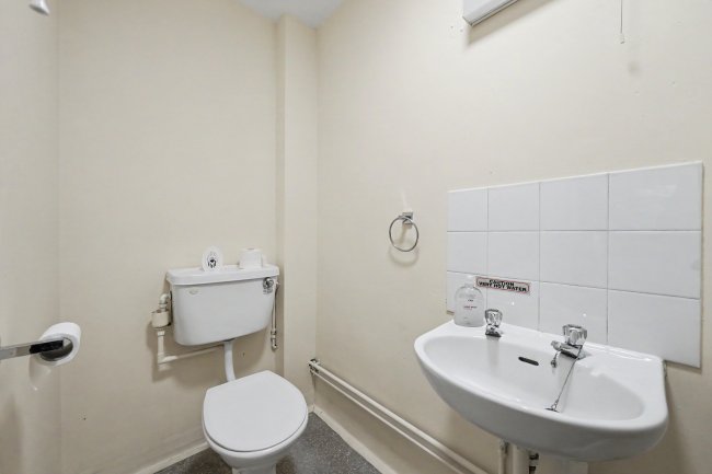 River House, 70 Junction Road, Andover SP10 3QX 3