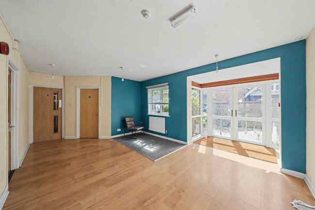 River House, 70 Junction Road, Andover SP10 3QX 3